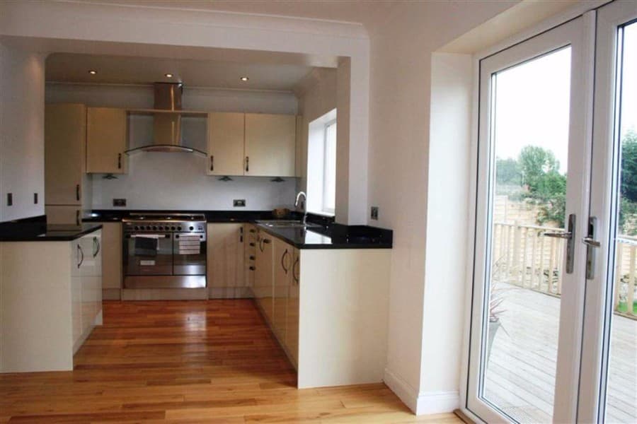 Modernise and enlarge, Swanwick, photo 5 of 7